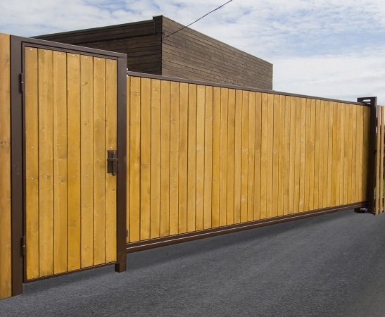 Деревянные ворота в Нальчике